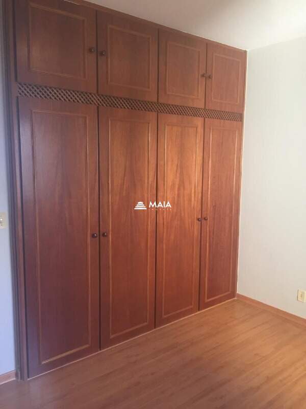 Apartamento à venda no Mercês: 