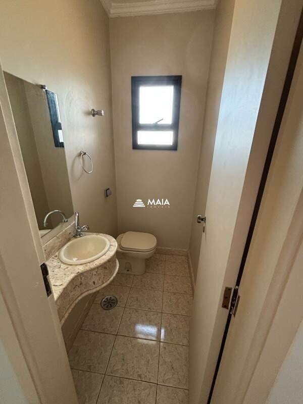 Apartamento à venda no Mercês: 