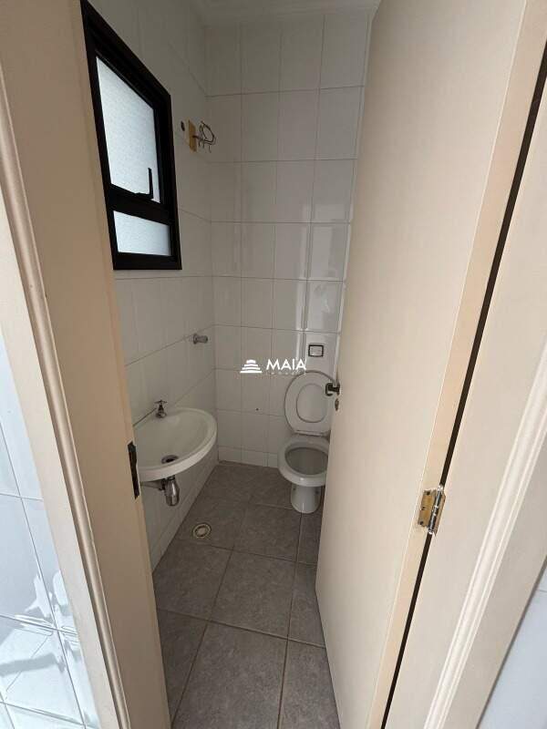 Apartamento à venda no Mercês: 