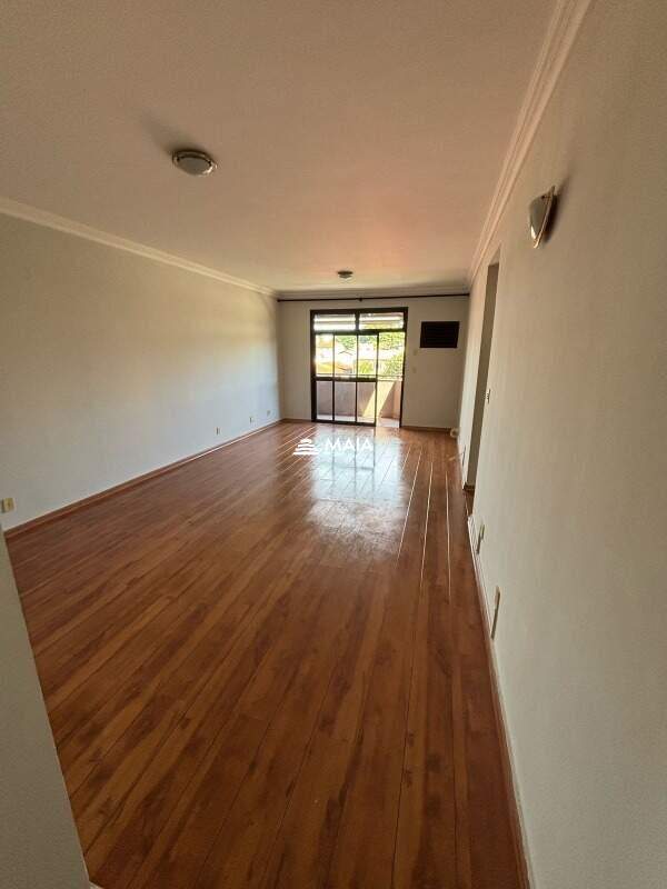 Apartamento à venda no Mercês: 