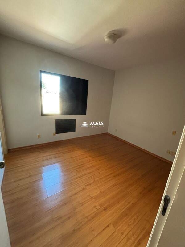 Apartamento à venda no Mercês: 