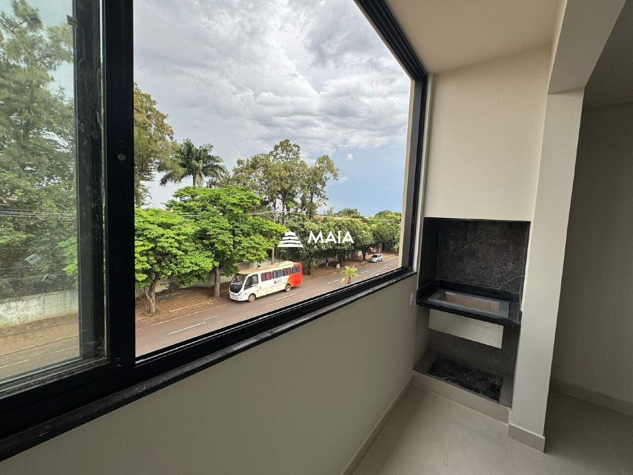 Apartamento à venda no bairro Santa Maria 