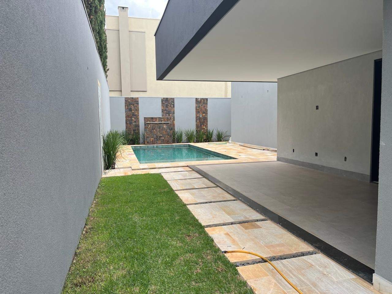 Casa de Condomínio à venda no Damha I - Res. Uberaba: 