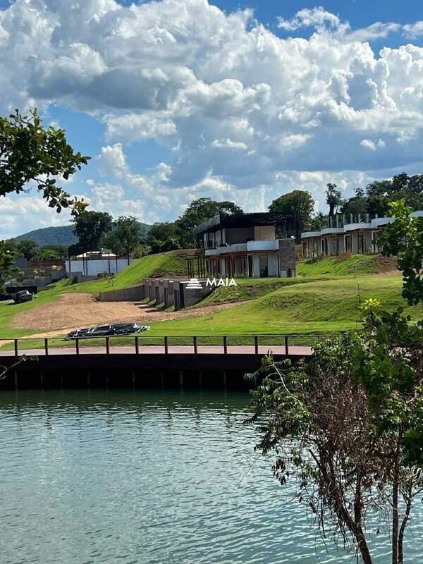 Terreno em Condomínio à venda no Condomínio Rio Sol Horizonte: 