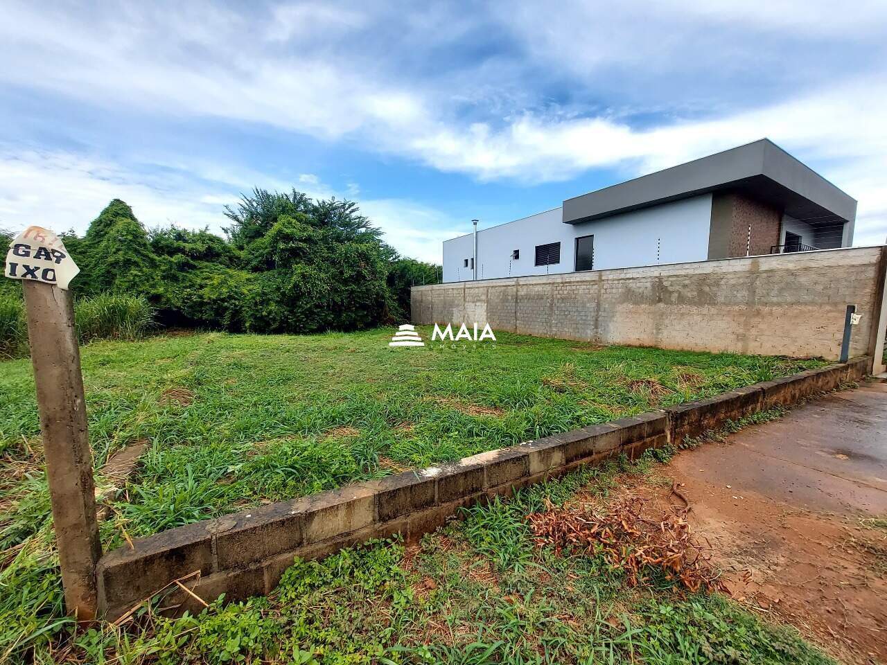 Terreno/Área à venda no Jardim São Bento: 