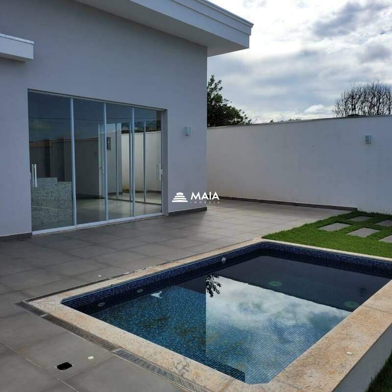 Casa a venda no Condomínio Lago do Sol 