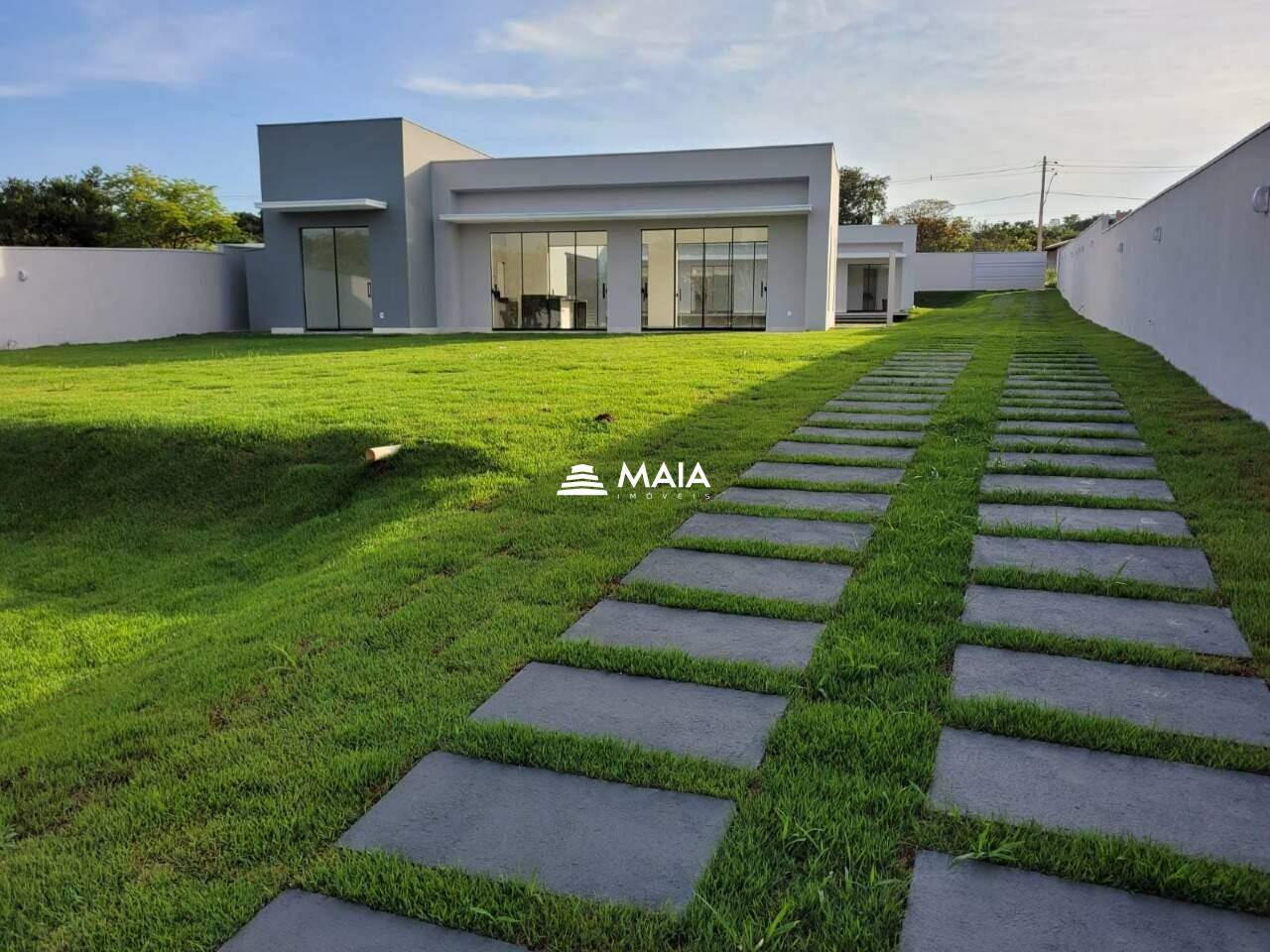 Casa à venda no Condomínio Lago do Sol: 