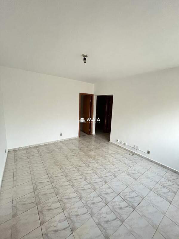 Casa à venda no Jardim Elza Amuí : 