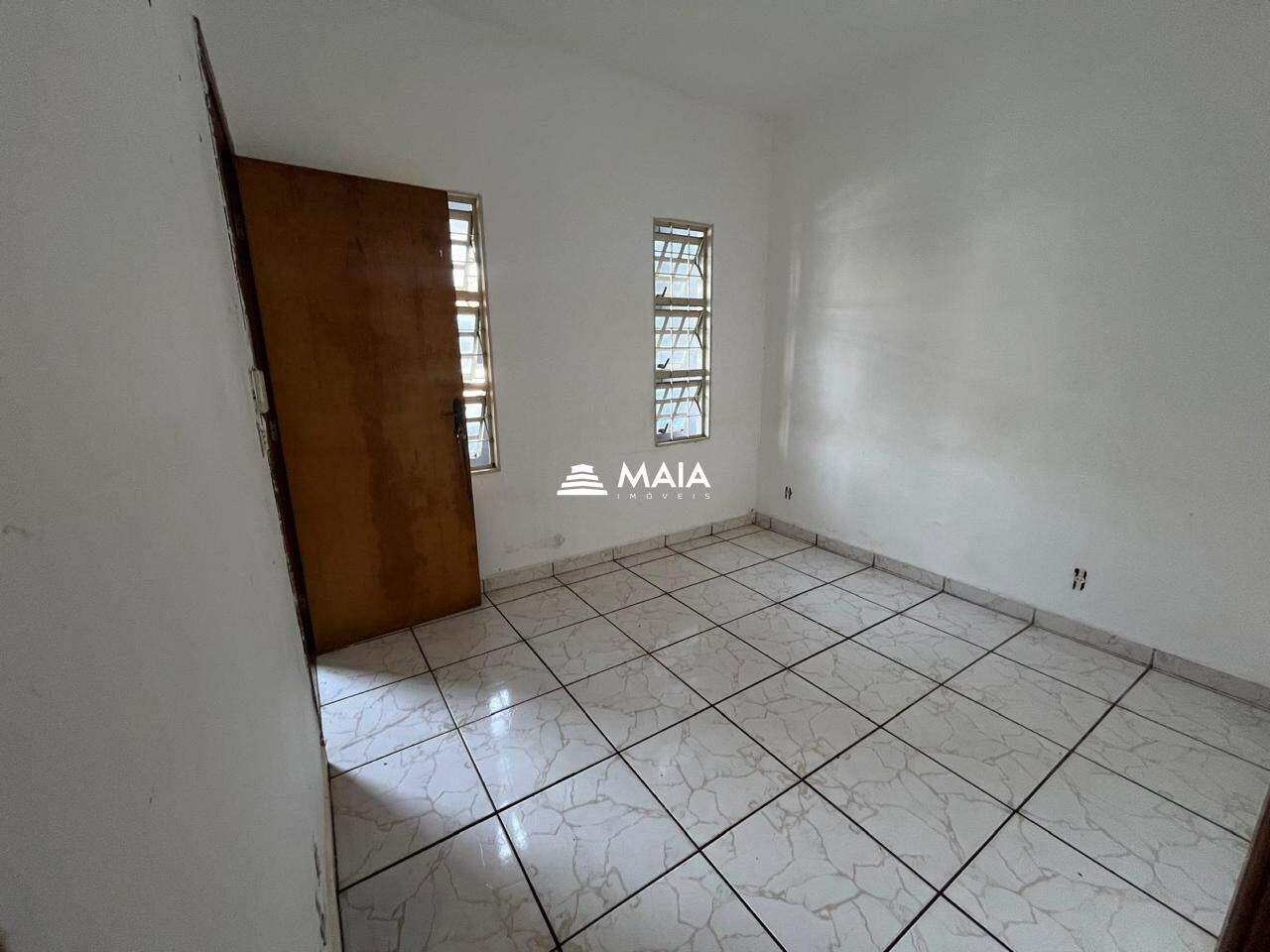 Casa à venda no Jardim Elza Amuí : 