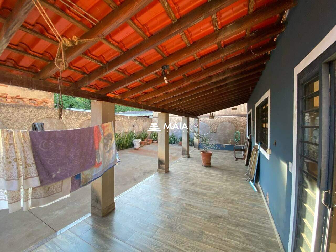 Casa para aluguel no Mercês: 