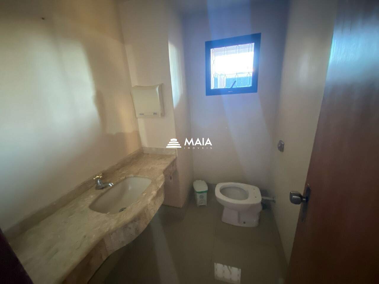 Casa para aluguel no Mercês: 