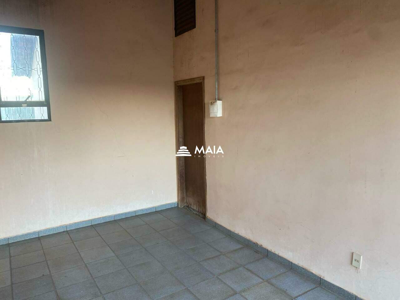 Casa para aluguel no Mercês: 