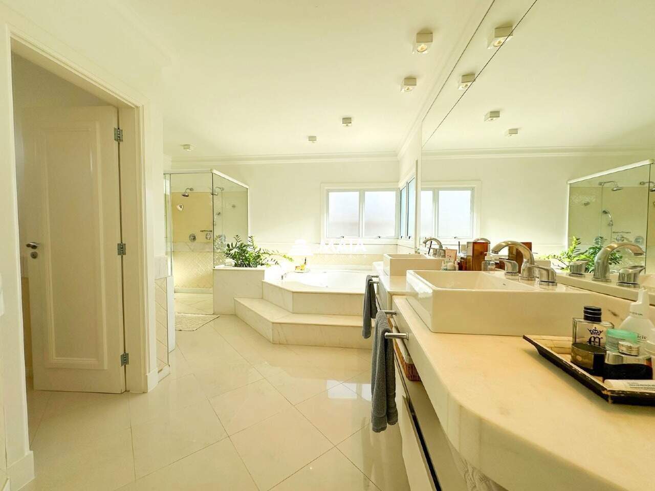 Casa de Condomínio à venda no Flamboyant Residencial Park: 