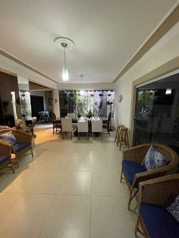 Casa à venda no Conjunto Frei Eugênio: 