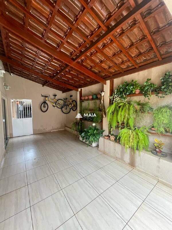 Casa à venda no Conjunto Frei Eugênio: 