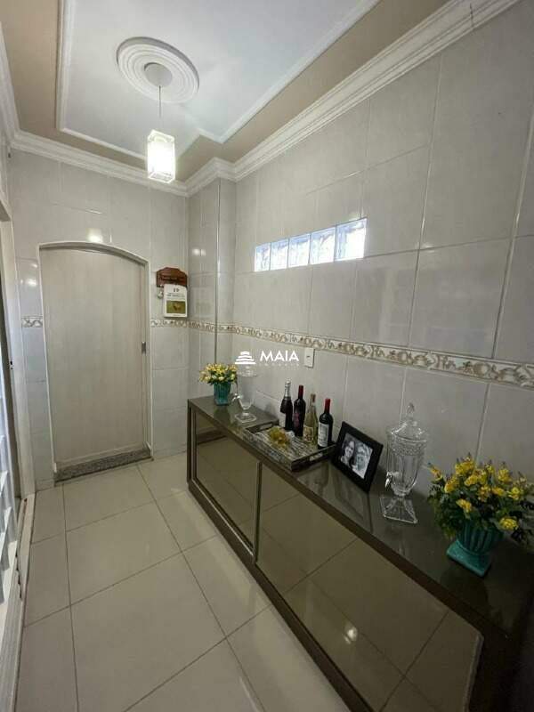 Casa à venda no Conjunto Frei Eugênio: 