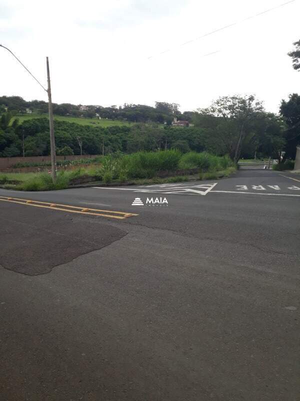 Terreno/Área para aluguel no Jardim São Bento: 