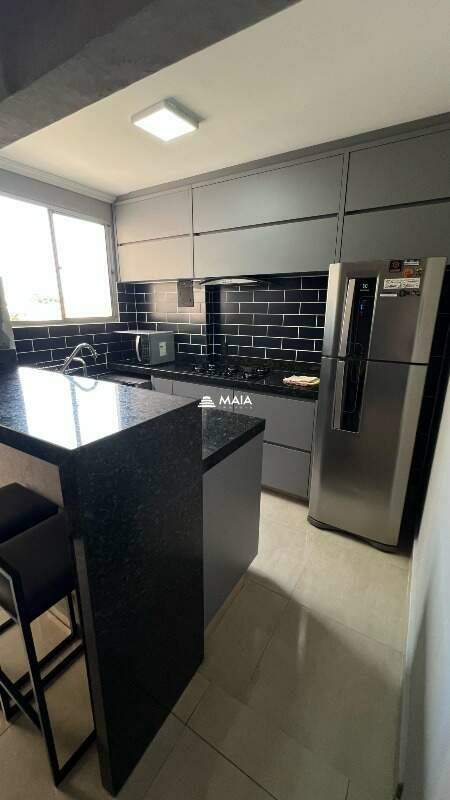 Apartamento à venda no Mercês: 