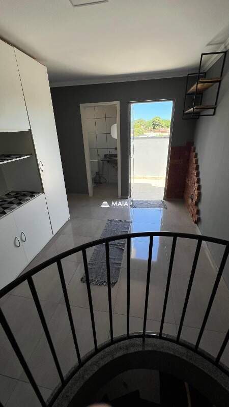 Apartamento à venda no Mercês: 