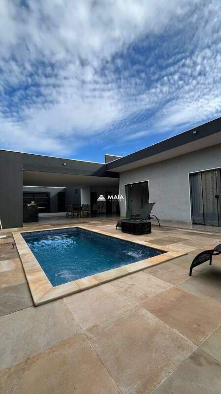 Casa à venda no Parque das Laranjeiras: 