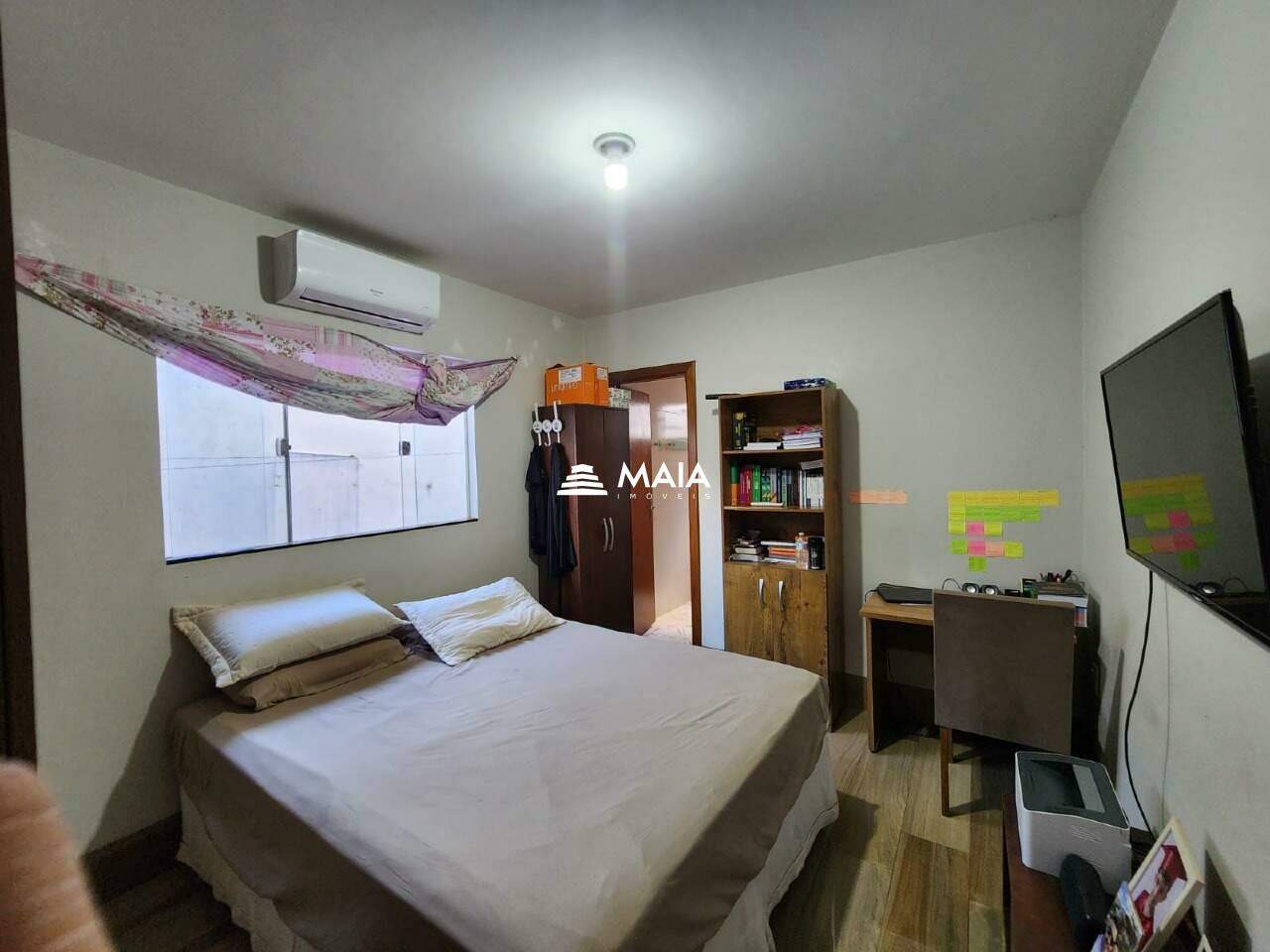 Casa à venda no Beija Flor: 