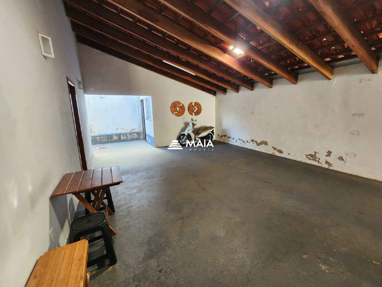 Casa à venda no Beija Flor: 