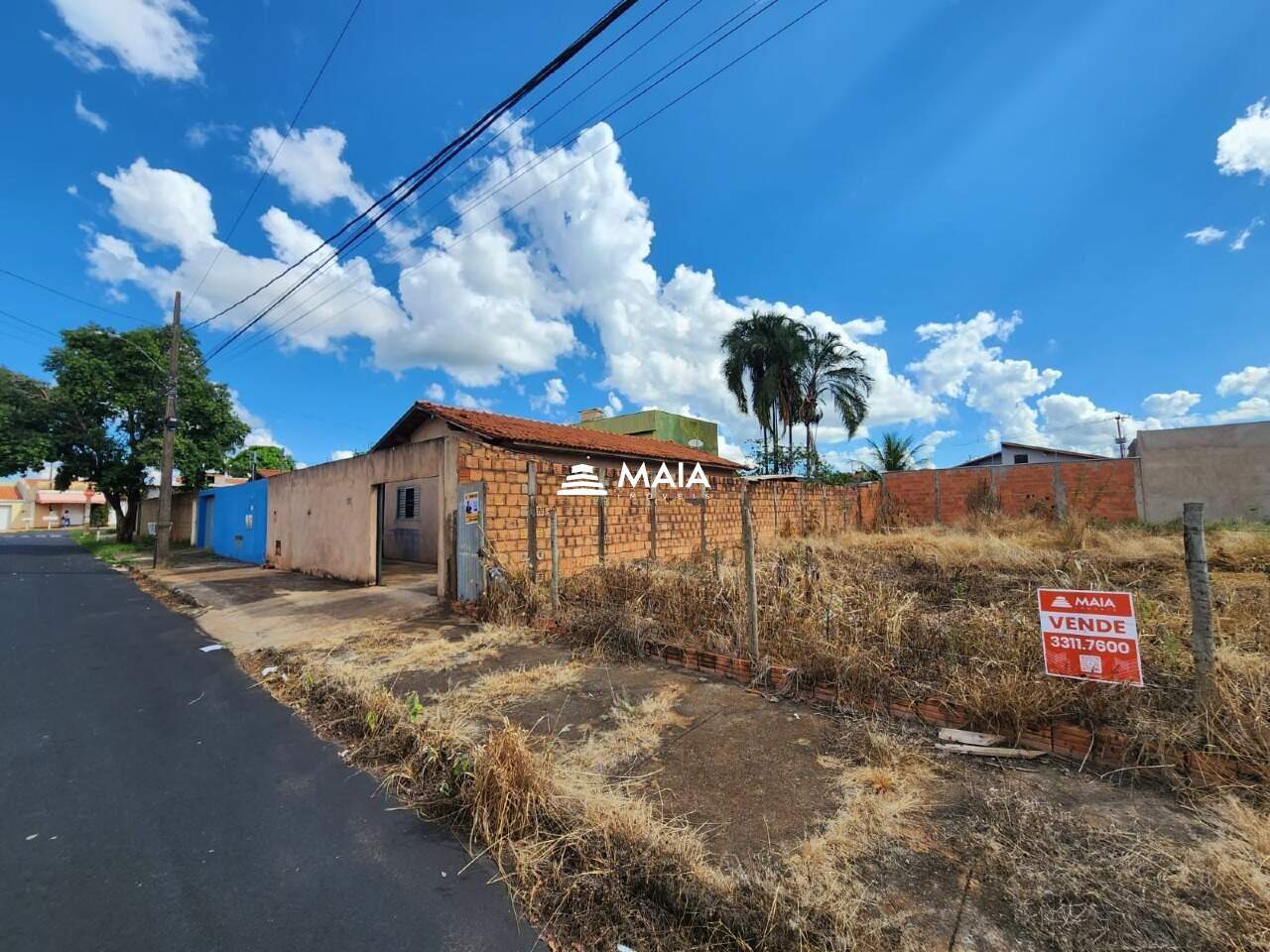 Terreno/Área à venda no Jardim Maracanã: 