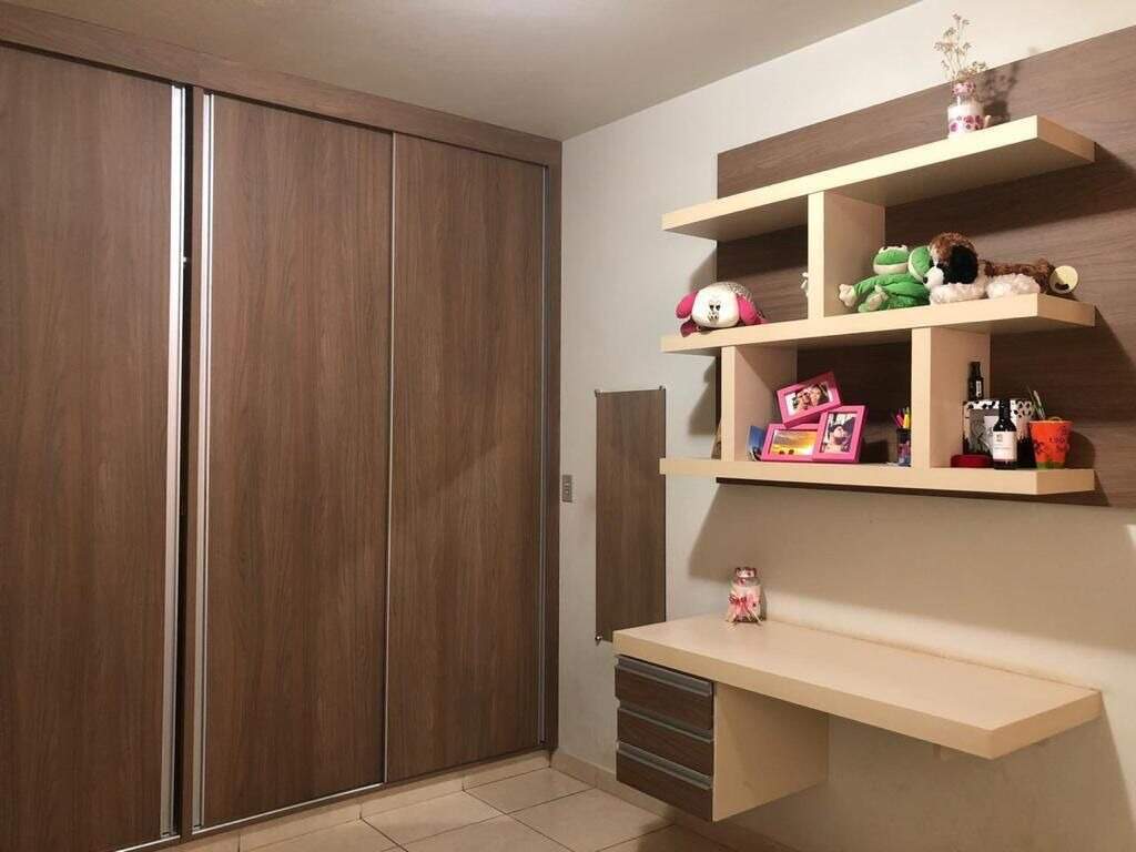 Casa à venda no Parque das Américas: 