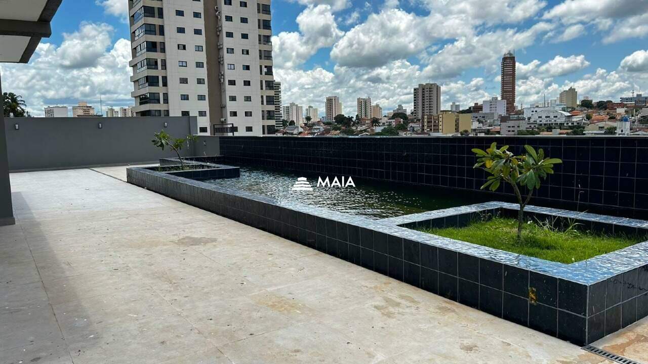 Apartamento à venda no Mercês: 