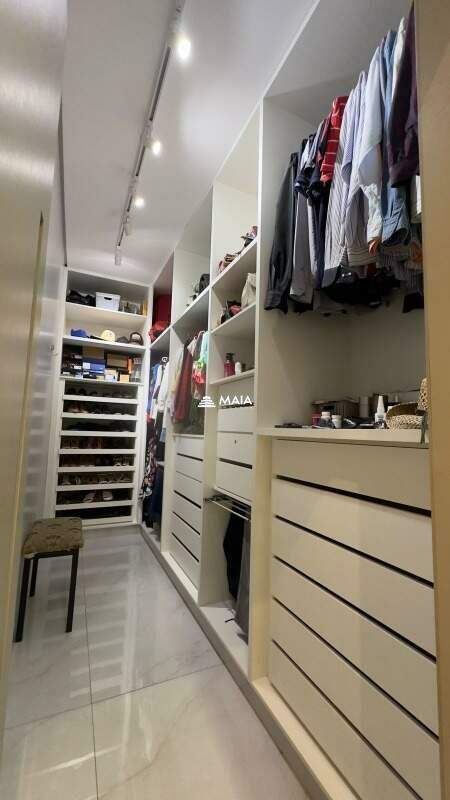 Casa de Condomínio à venda no Estância dos Ipês: 