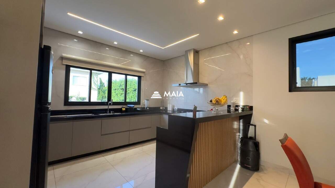 Casa de Condomínio à venda no Estância dos Ipês: 