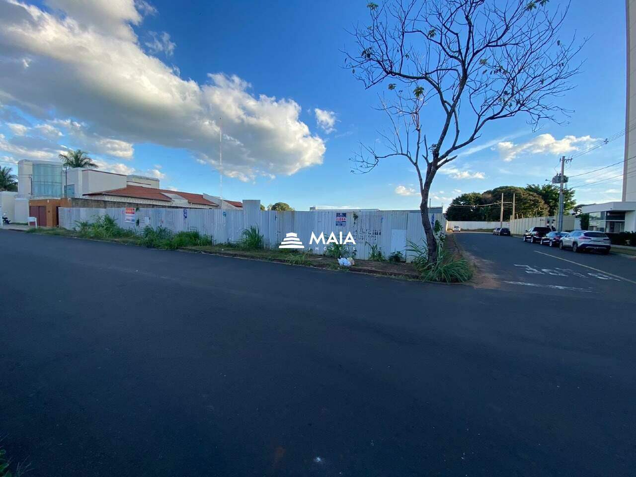 Terreno/Área para aluguel no Santa Maria: 