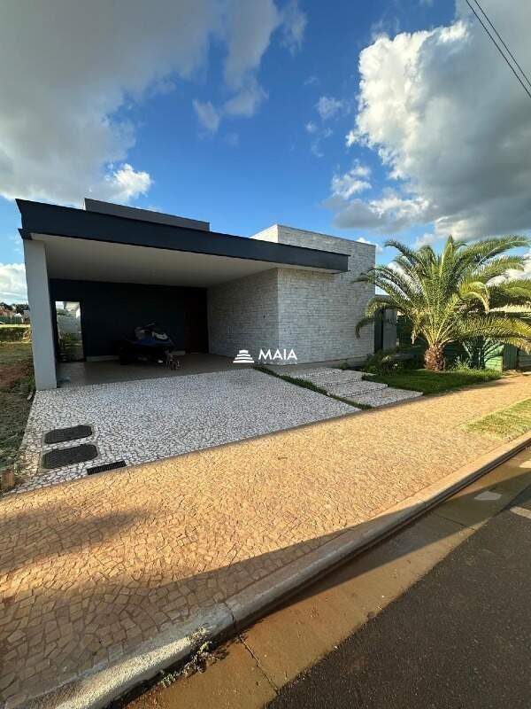 Casa de Condomínio para aluguel no Damha III - Res. Uberaba: 