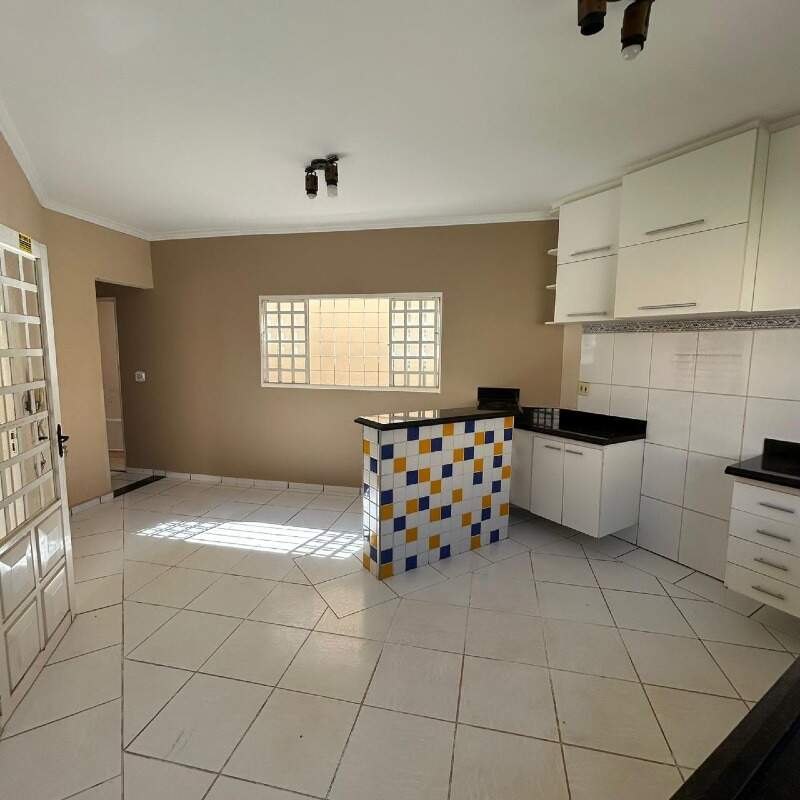 Casa para aluguel no Jardim São Bento: 