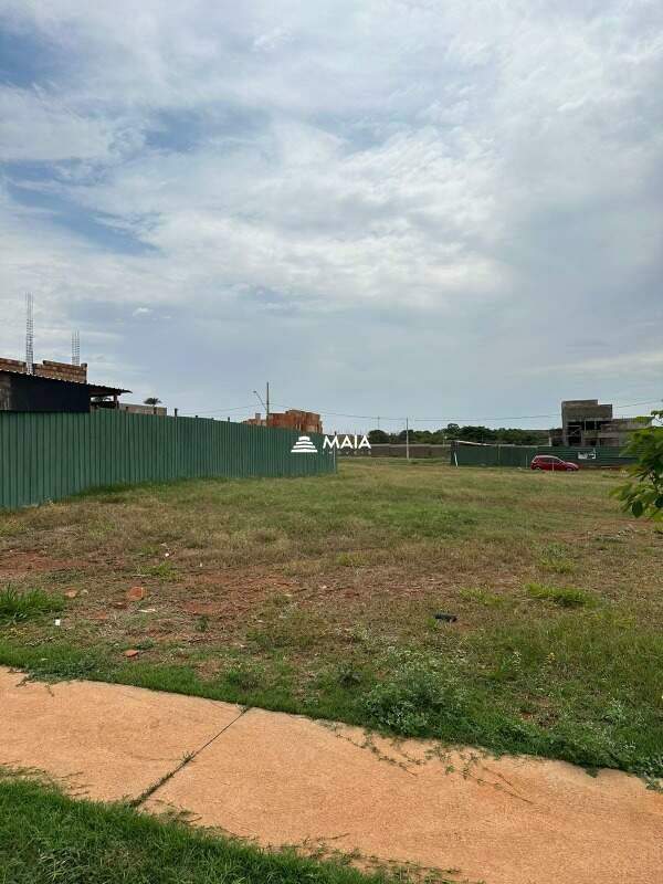 Terreno em Condomínio à venda no Ayat, Club Residence II: 