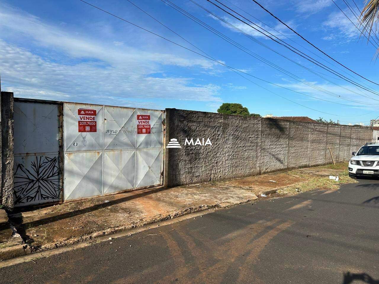 Terreno/Área à venda no Nossa Senhora da Abadia: 
