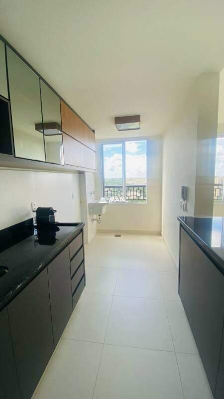 Apartamento à venda no Frei Eugênio: 