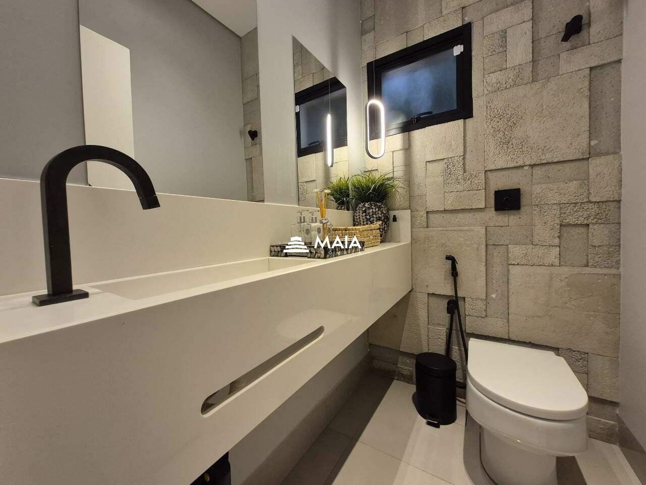 Casa de Condomínio à venda no Residencial Mário de Almeida Franco: 