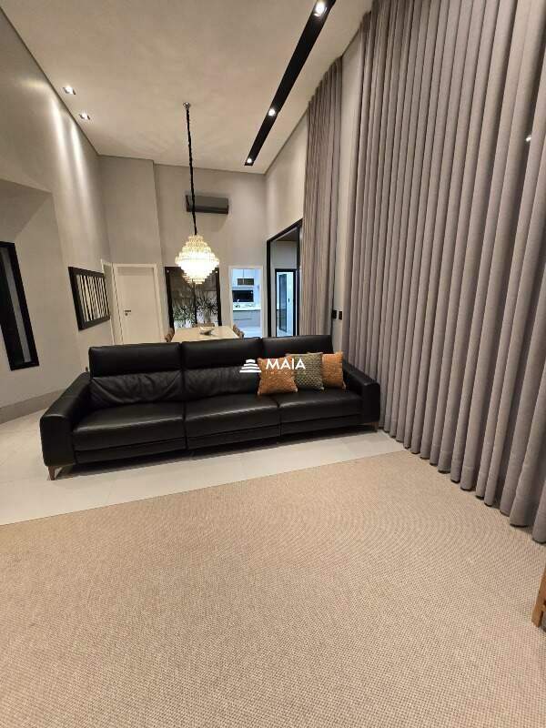 Casa de Condomínio à venda no Residencial Mário de Almeida Franco: 