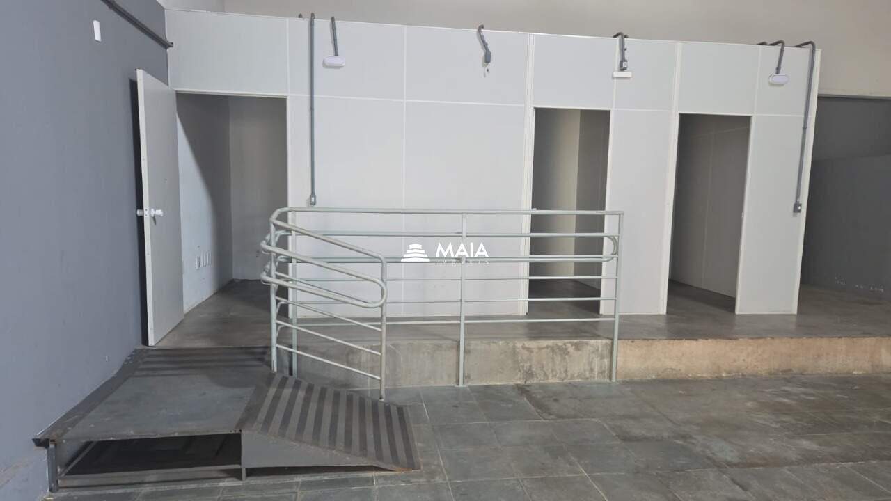 Galpão para aluguel no Jardim Induberaba: 