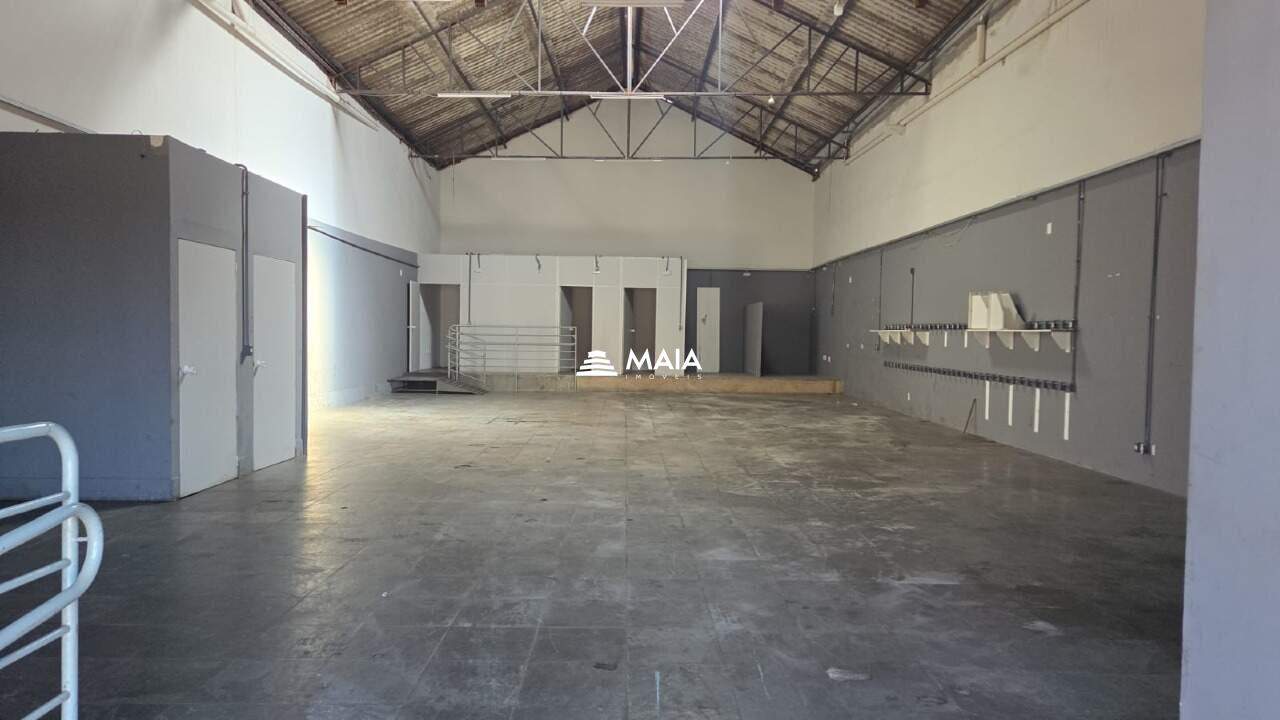 Galpão para aluguel no Jardim Induberaba: 