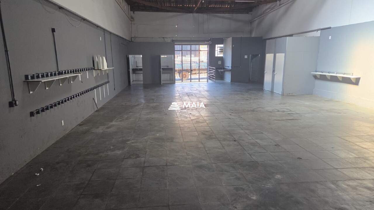 Galpão para aluguel no Jardim Induberaba: 