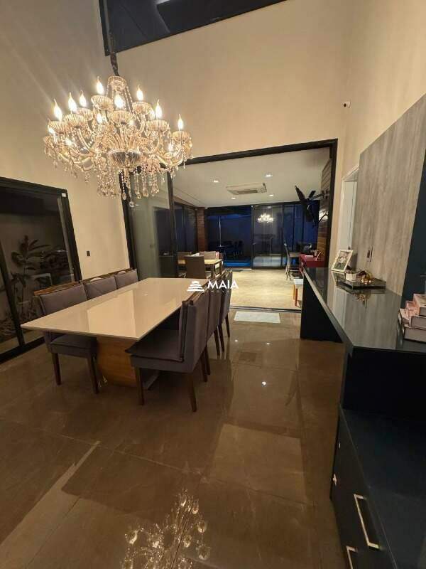 Casa à venda no Jardim do Lago: 