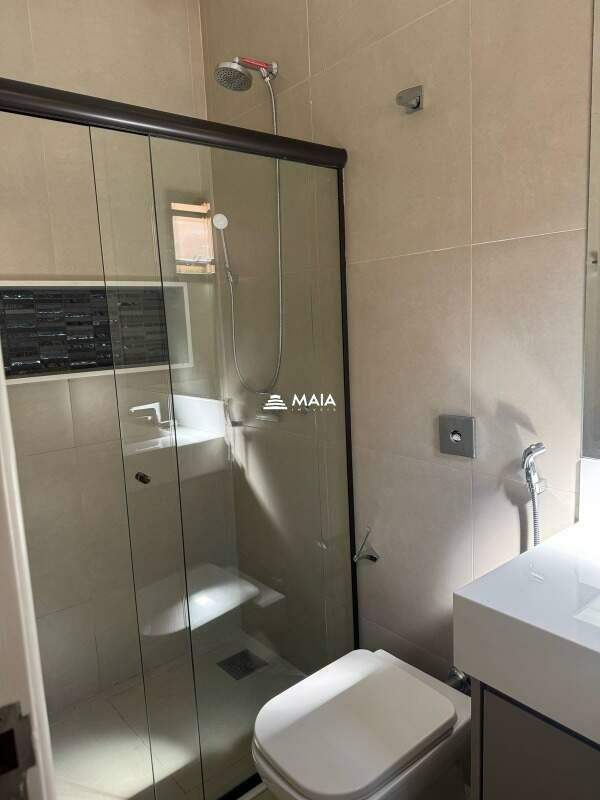 Casa à venda no Jardim do Lago: 