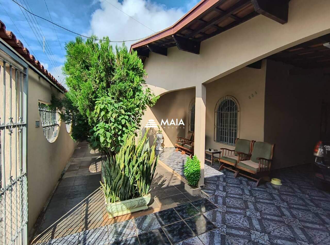 Casa à venda no Grande Horizonte: 