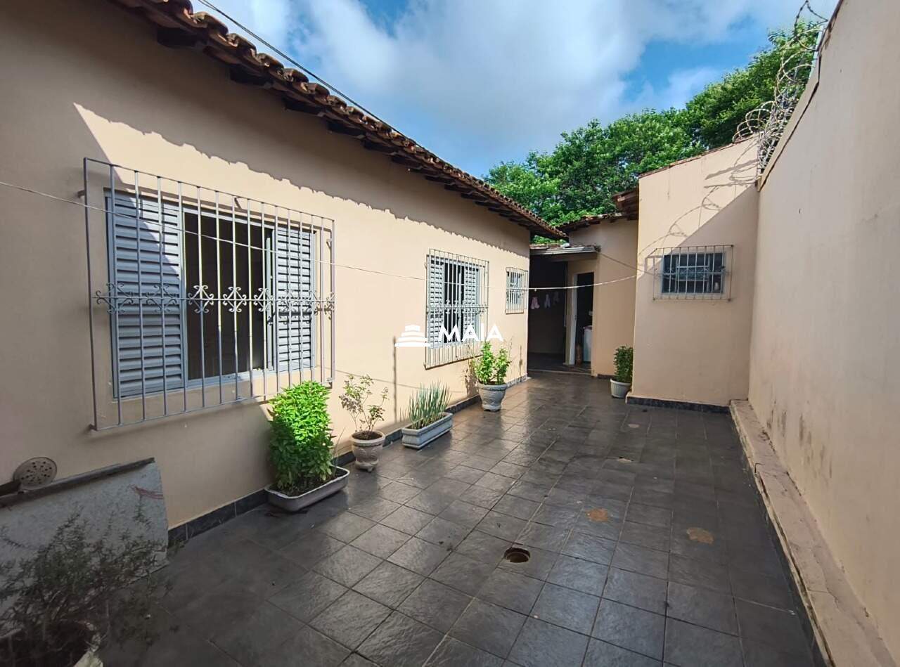 Casa à venda no Grande Horizonte: 