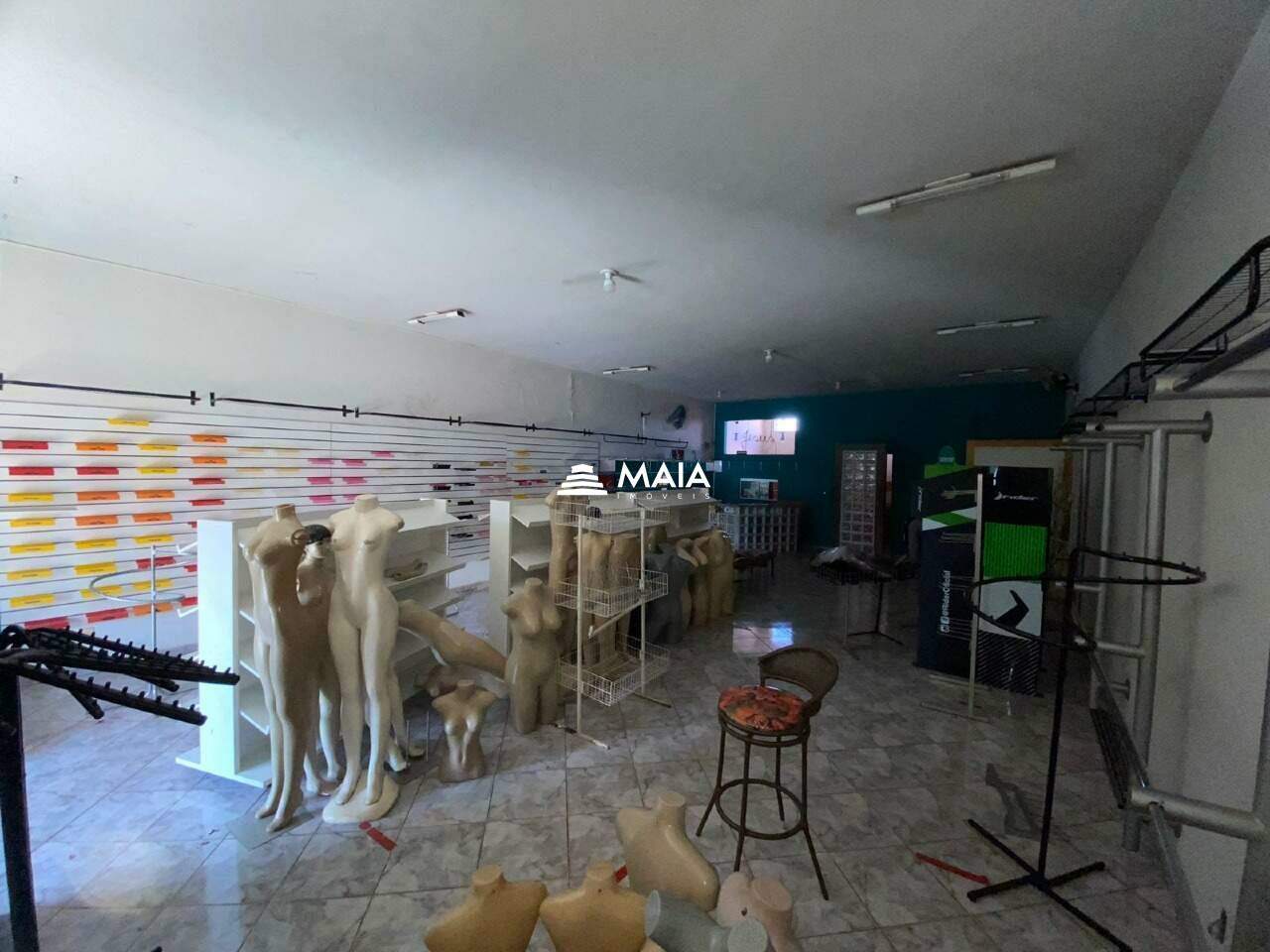 Comercial para aluguel no Conjunto José Vallim de Melo: 