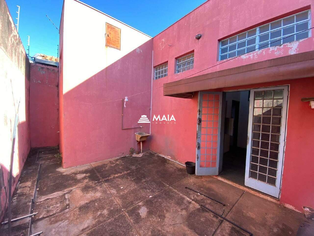 Comercial para aluguel no Conjunto José Vallim de Melo: 