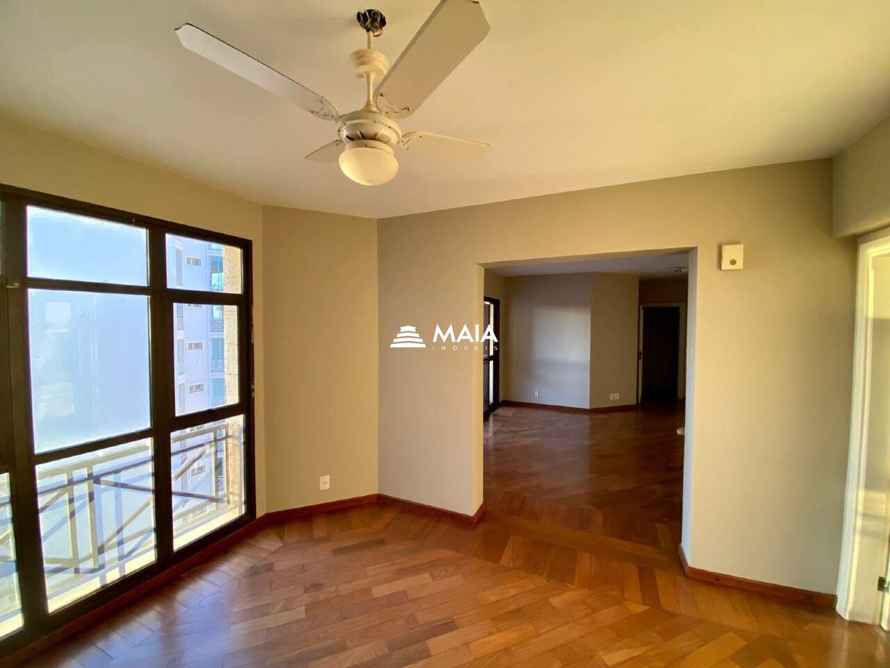 Apartamento à venda no Mercês: 