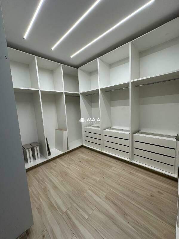 Casa à venda no Parque das Laranjeiras: 